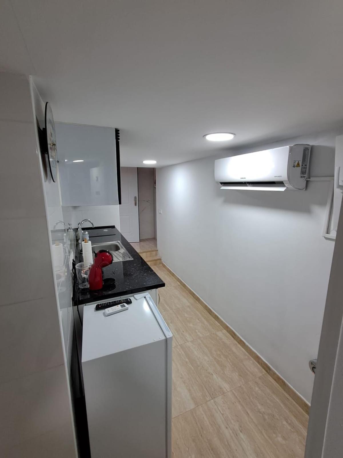 New Hortaleza Coliving 호텔 마드리드 객실 사진
